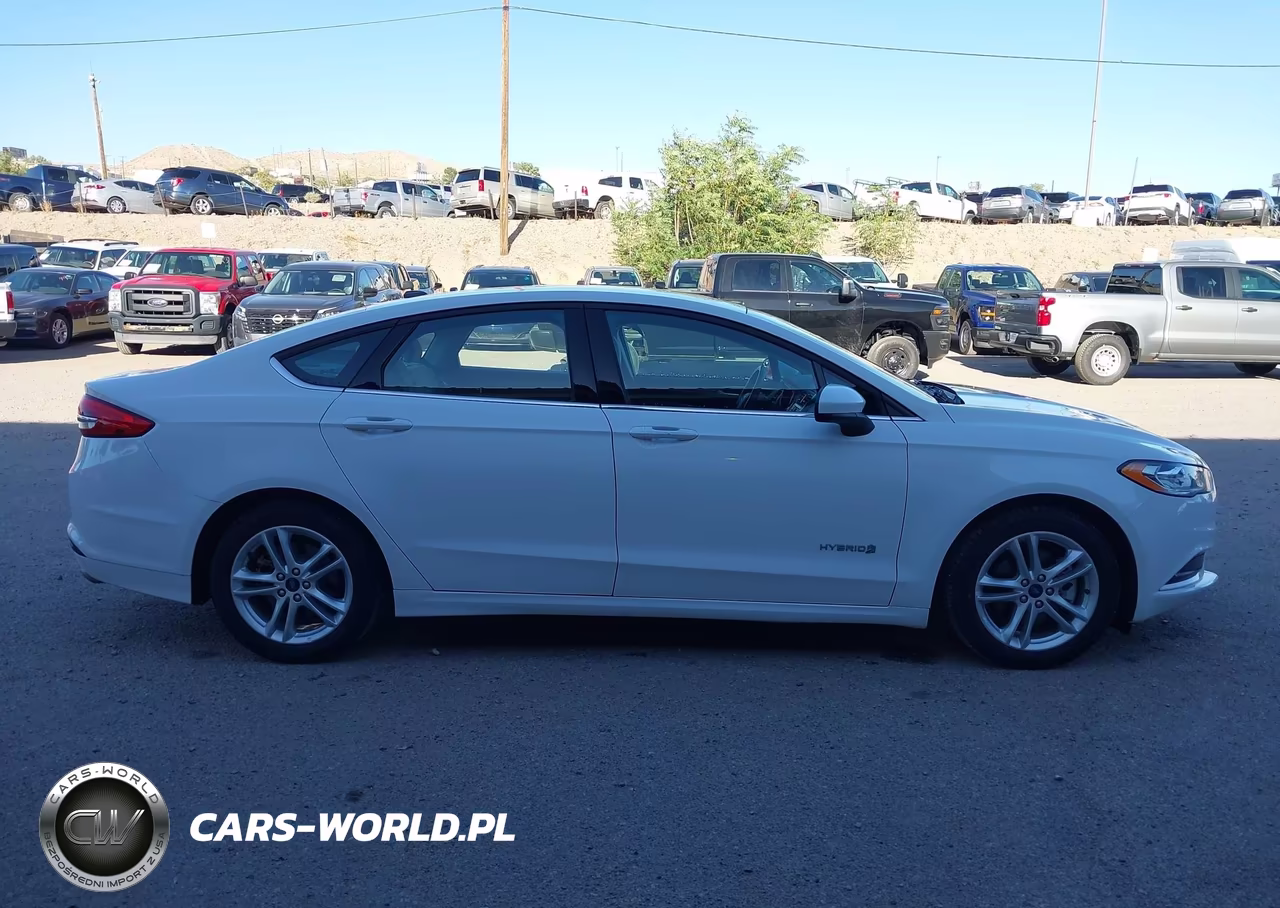 2018 Ford Fusion Hybrid S VIN:3FA6P0UU7JR243475 - 14