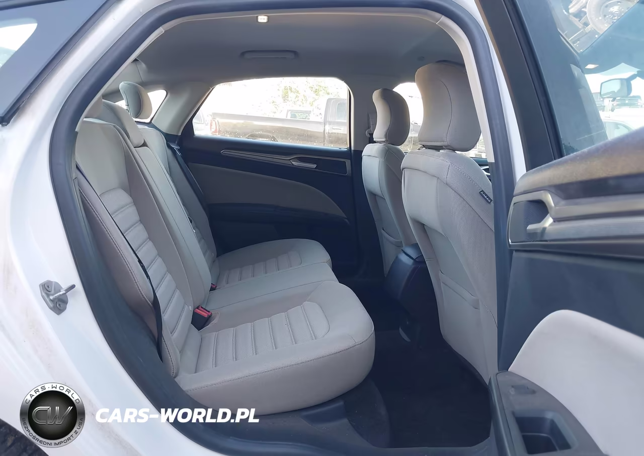 2018 Ford Fusion Hybrid S VIN:3FA6P0UU7JR243475 - 8