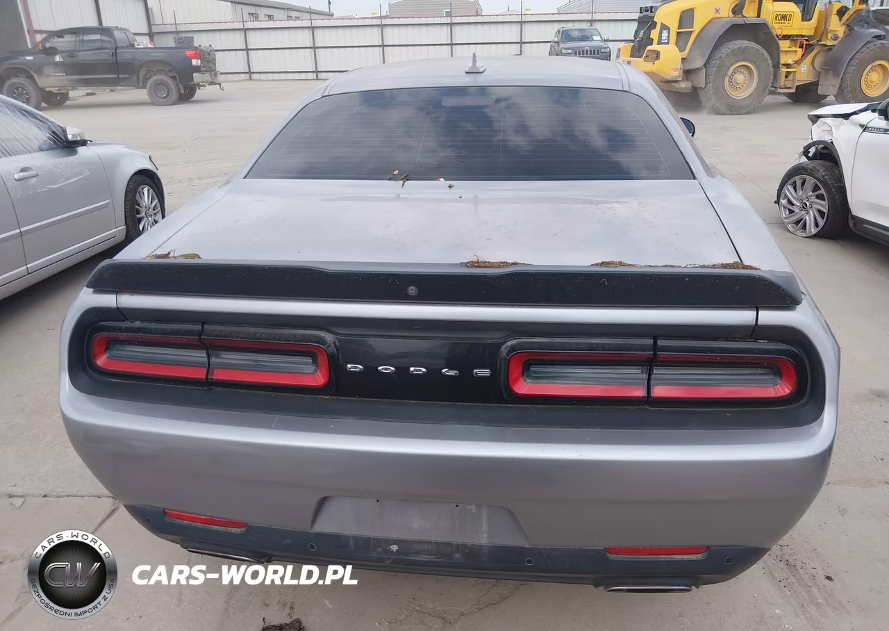 2018 Dodge Challenger Sxt Plus VIN:2C3CDZAG2JH142188 - 15
