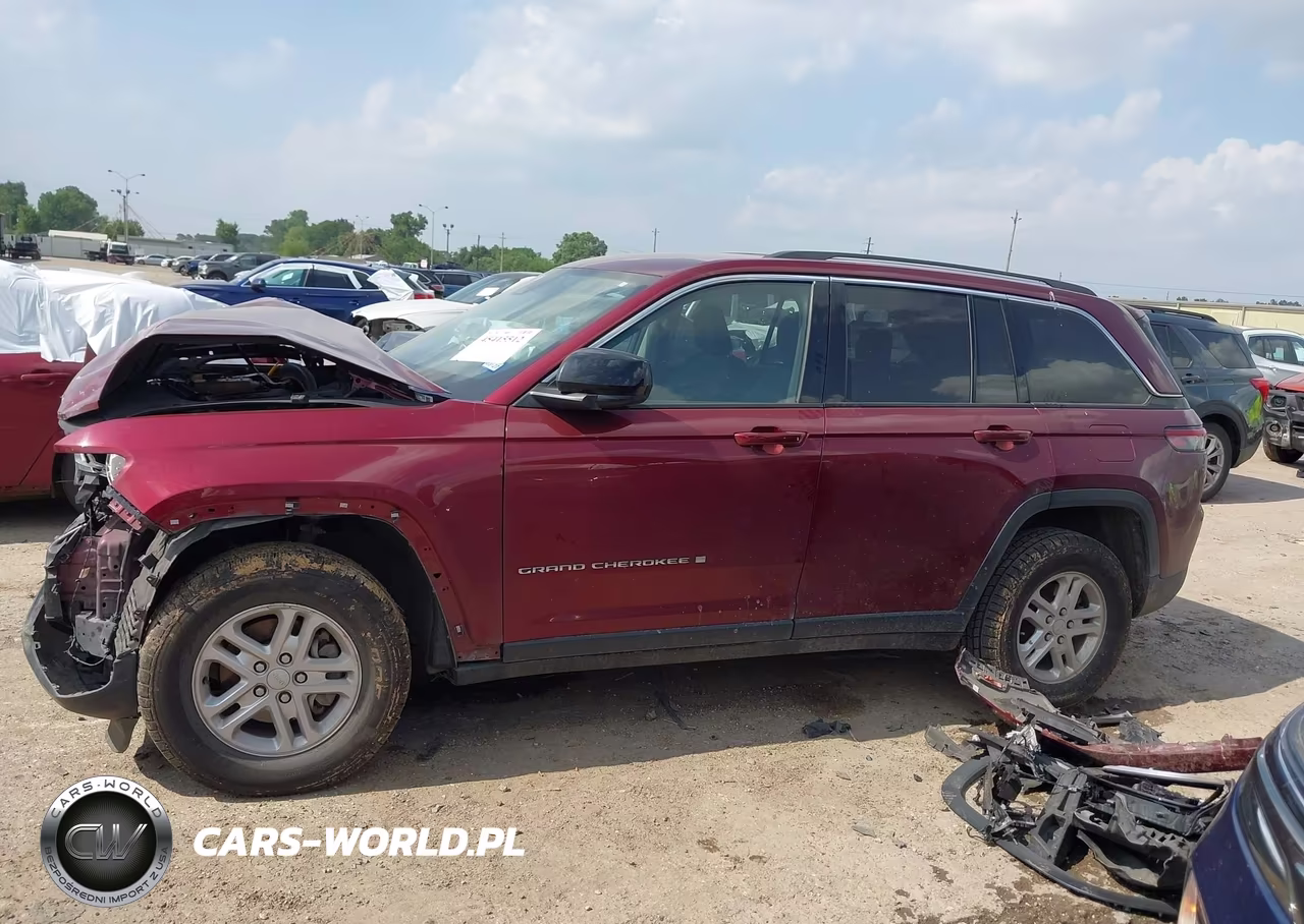 2023 Jeep Grand Cherokee Laredo 4X2 VIN:1C4RJGAG4PC648460 - 14
