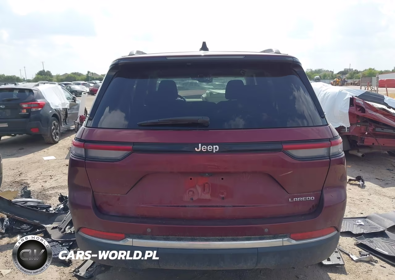 2023 Jeep Grand Cherokee Laredo 4X2 VIN:1C4RJGAG4PC648460 - 16
