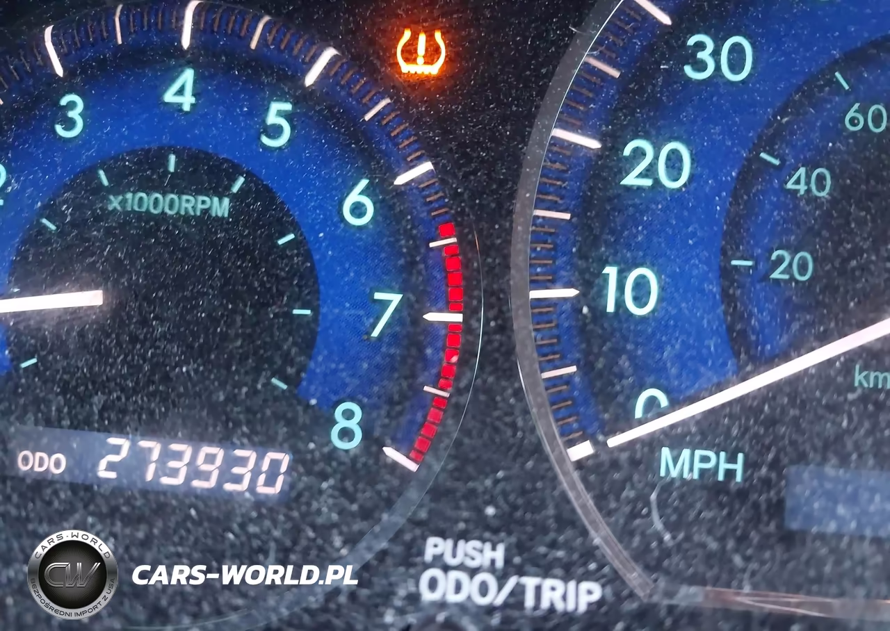2010 Toyota Sienna Limited VIN:5TDYK4CC2AS313558 - 15
