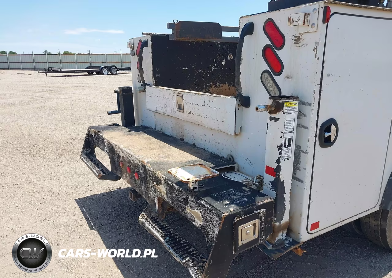 2017 Ford F-550 Chassis Lariat-Xl-Xlt VIN:1FD0X5HT1HEC90475 - 13
