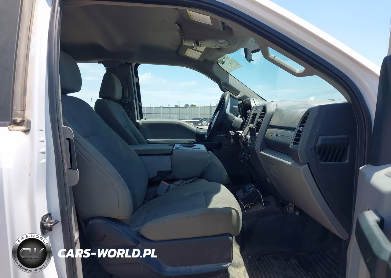 2017 Ford F-550 Chassis Lariat-Xl-Xlt VIN:1FD0X5HT1HEC90475 - 5