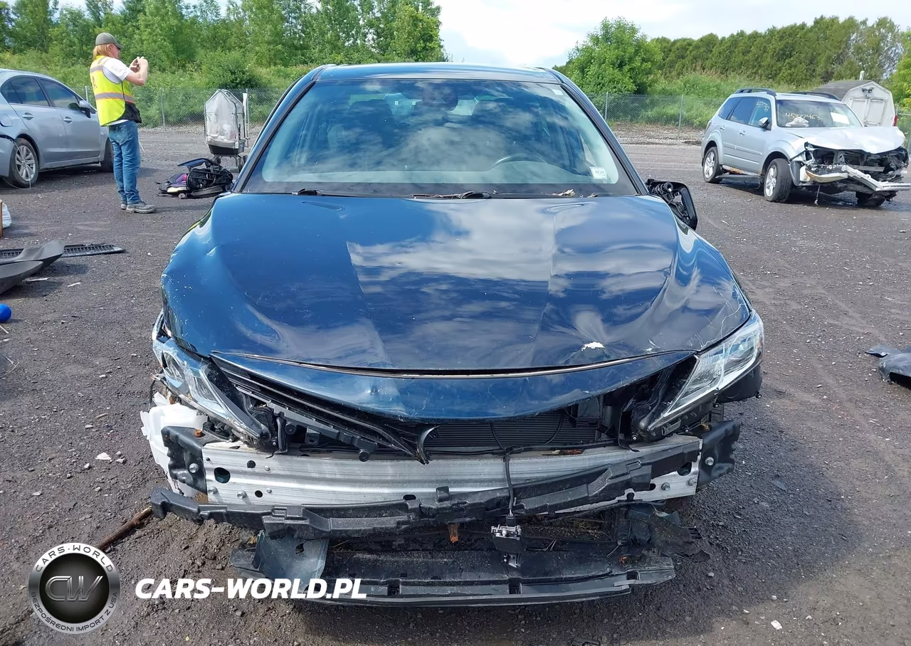 2021 Toyota Camry Le Hybrid VIN:4T1C31AK8MU023207 - 12