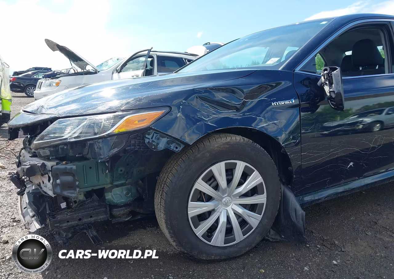 2021 Toyota Camry Le Hybrid VIN:4T1C31AK8MU023207 - 17