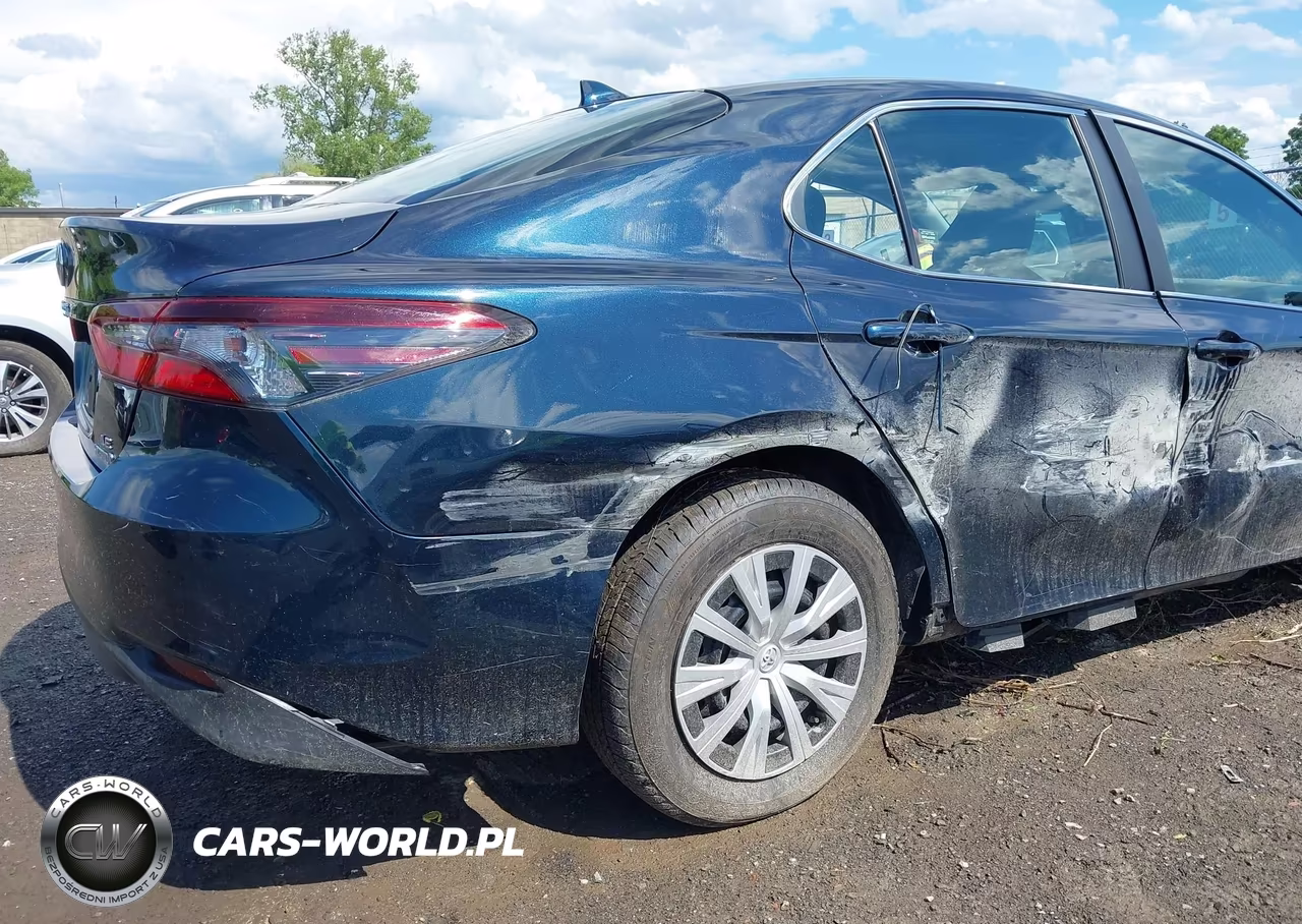 2021 Toyota Camry Le Hybrid VIN:4T1C31AK8MU023207 - 20