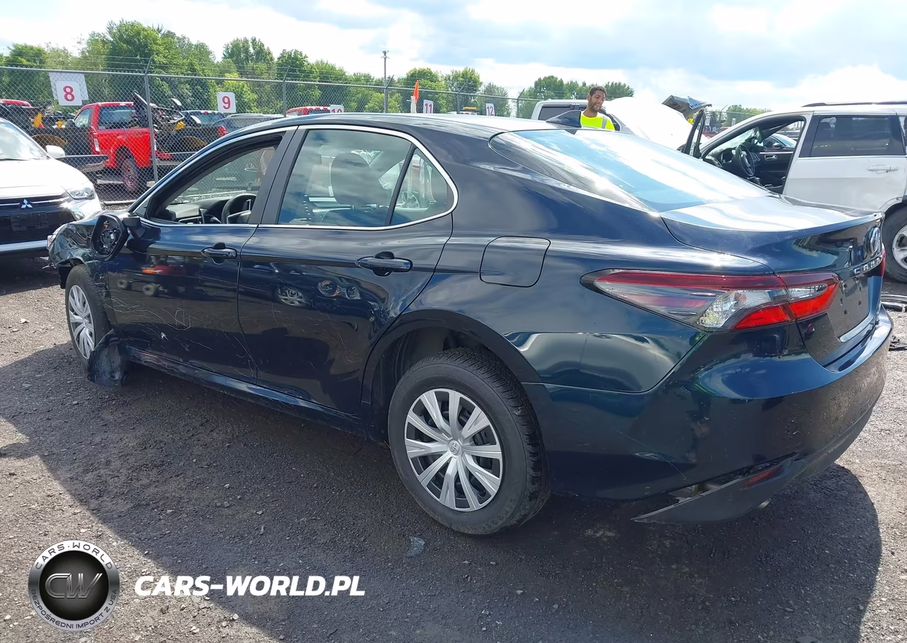 2021 Toyota Camry Le Hybrid VIN:4T1C31AK8MU023207 - 3
