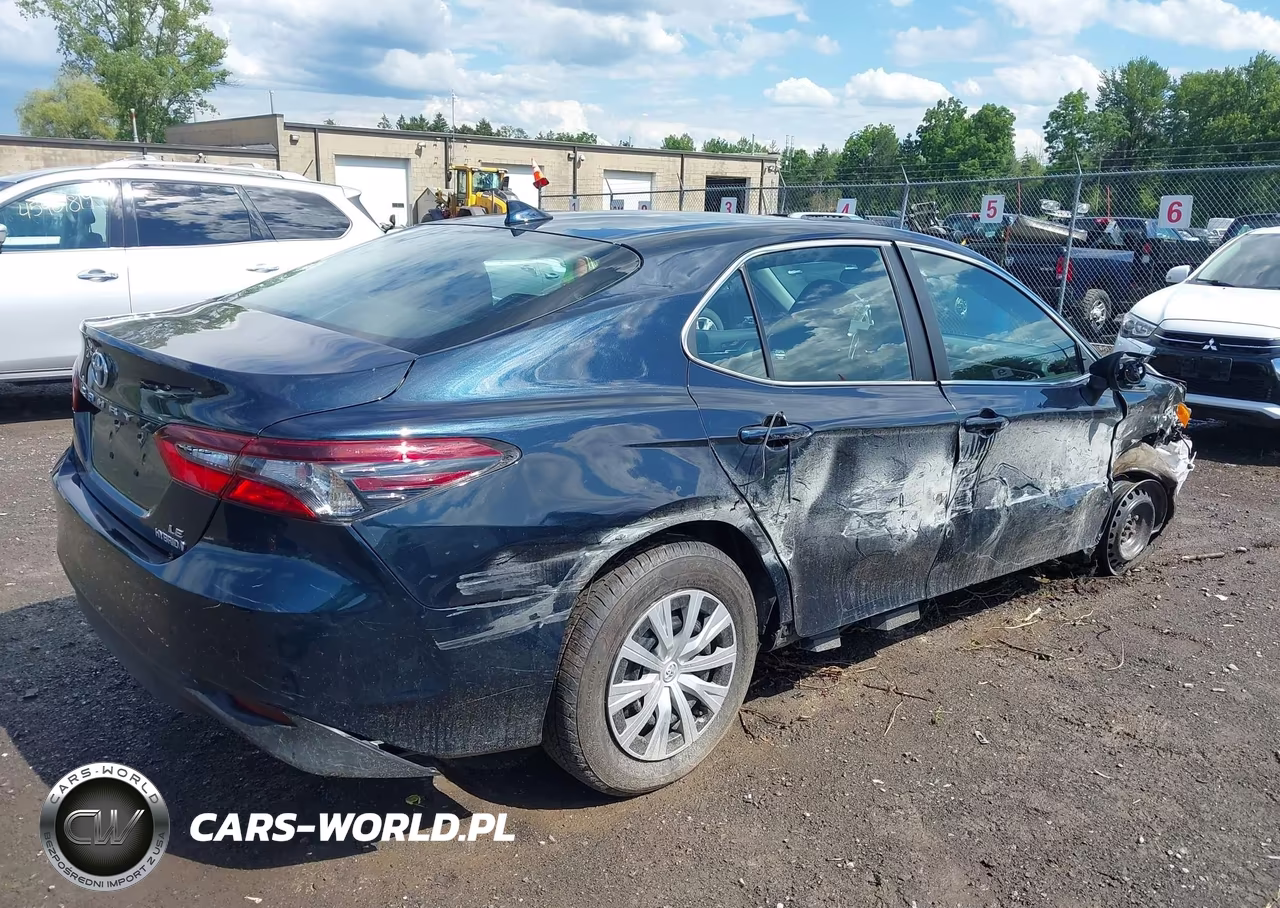 2021 Toyota Camry Le Hybrid VIN:4T1C31AK8MU023207 - 4