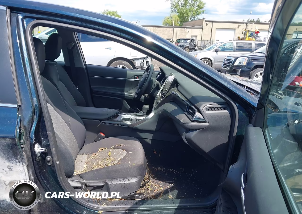 2021 Toyota Camry Le Hybrid VIN:4T1C31AK8MU023207 - 5