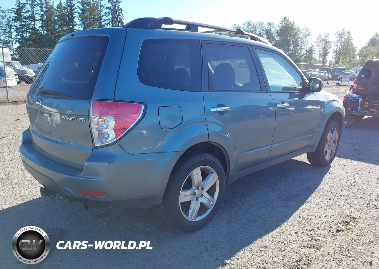 2010 Subaru Forester 2.5X Premium VIN:JF2SH6CC1AH753602 - 4