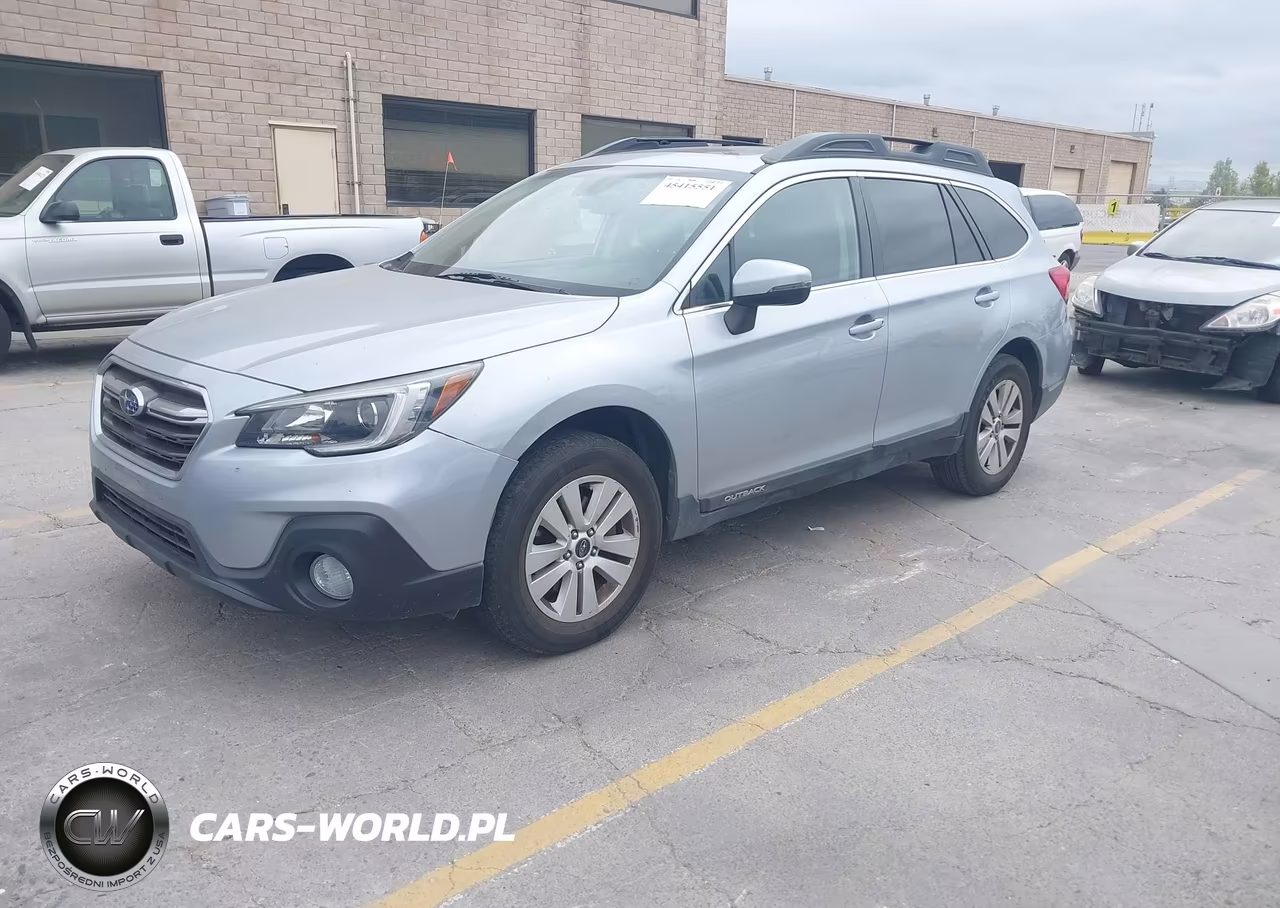 2019 Subaru Outback 2.5I Premium VIN:4S4BSAHCXK3288551 - 2