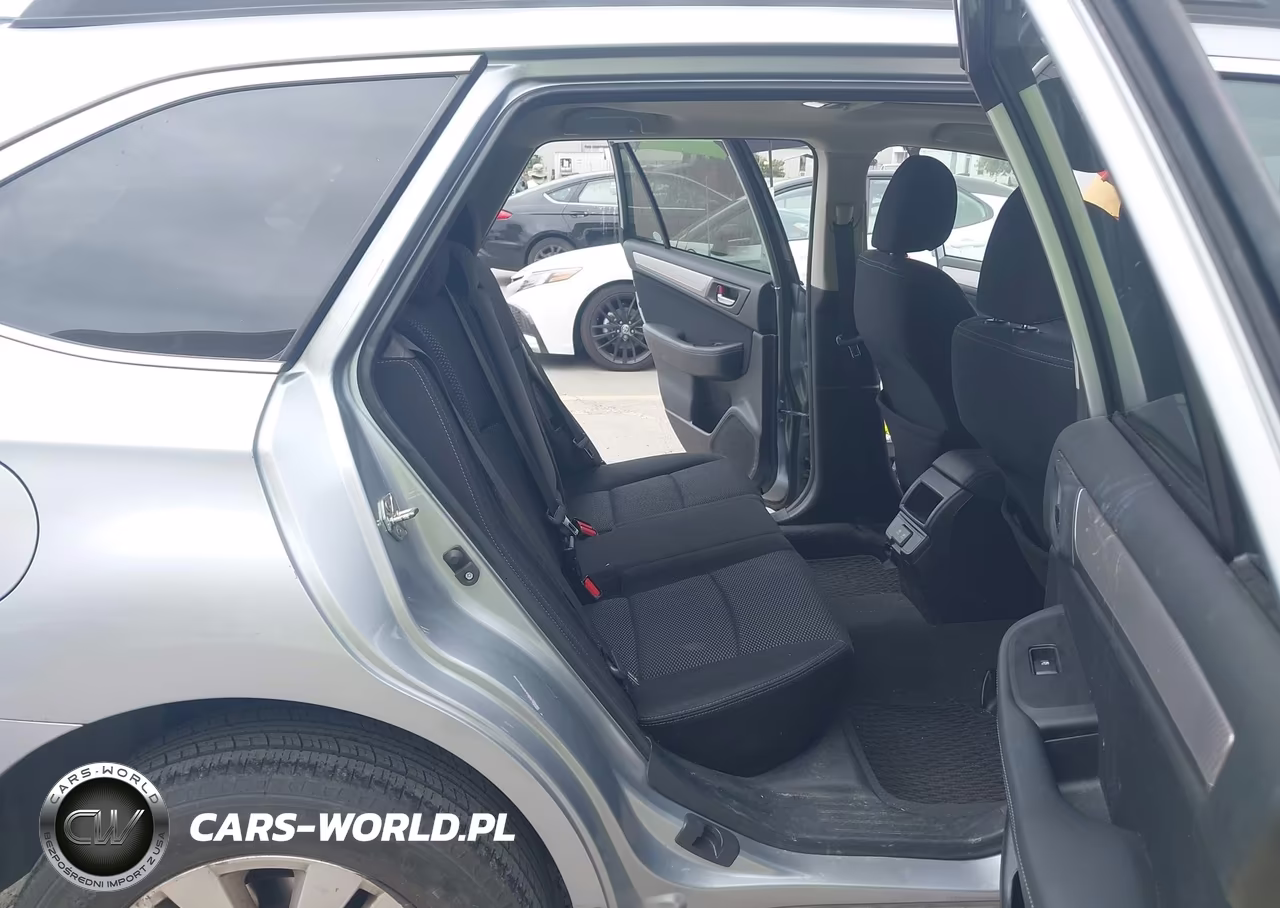 2019 Subaru Outback 2.5I Premium VIN:4S4BSAHCXK3288551 - 8