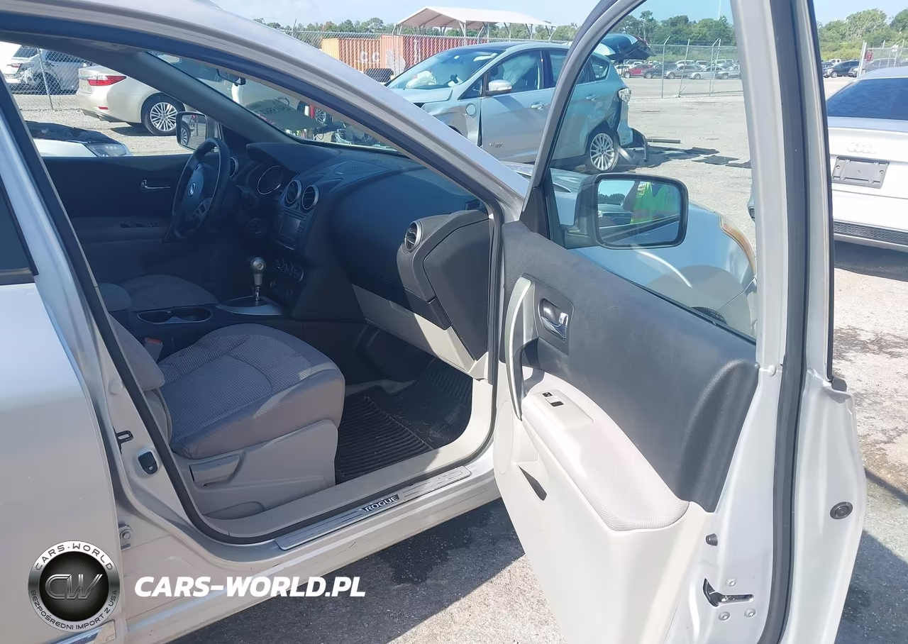 2013 Nissan Rogue Sv VIN:JN8AS5MV8DW621334 - 5