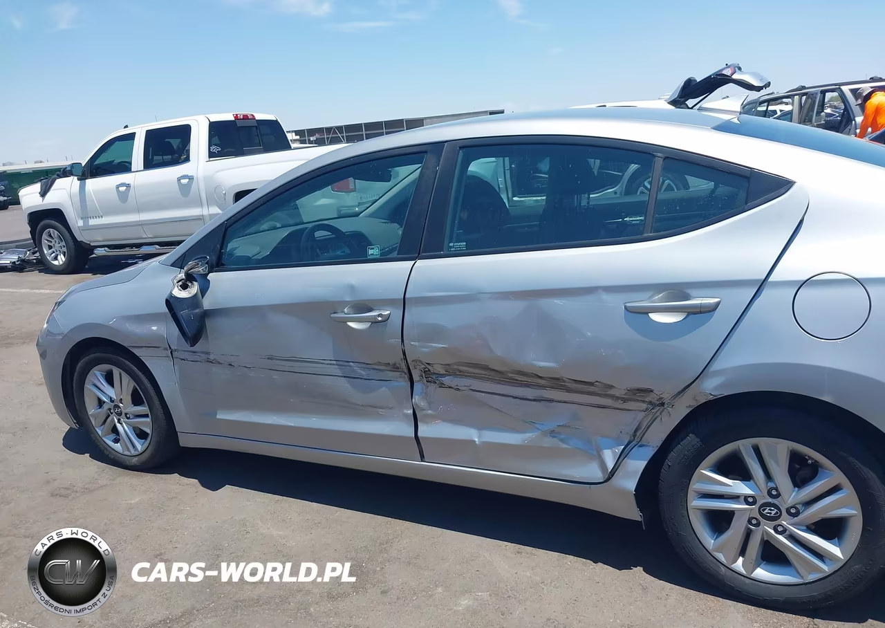 2020 Hyundai Elantra Sel VIN:5NPD84LF3LH573256 - 14