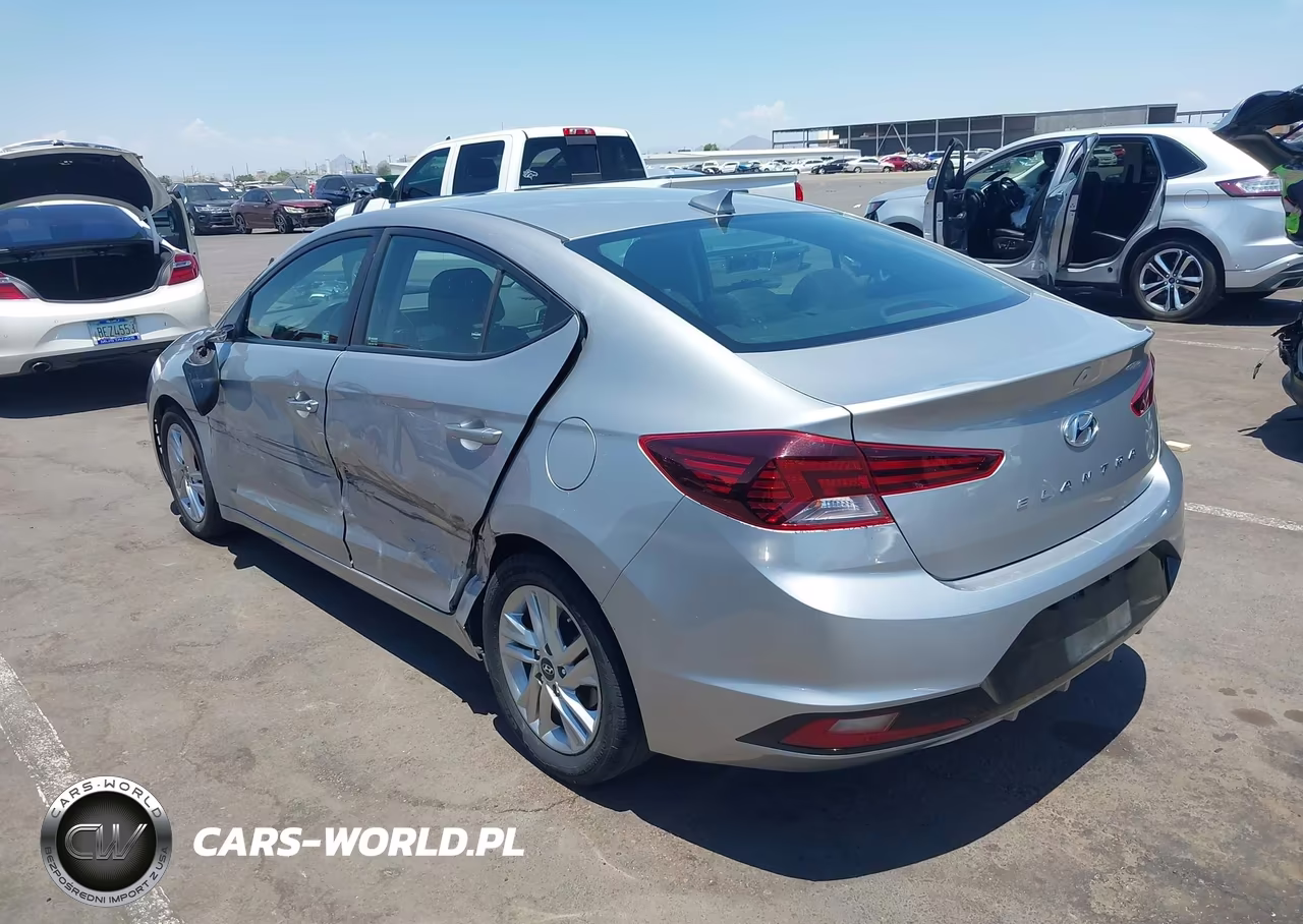 2020 Hyundai Elantra Sel VIN:5NPD84LF3LH573256 - 3