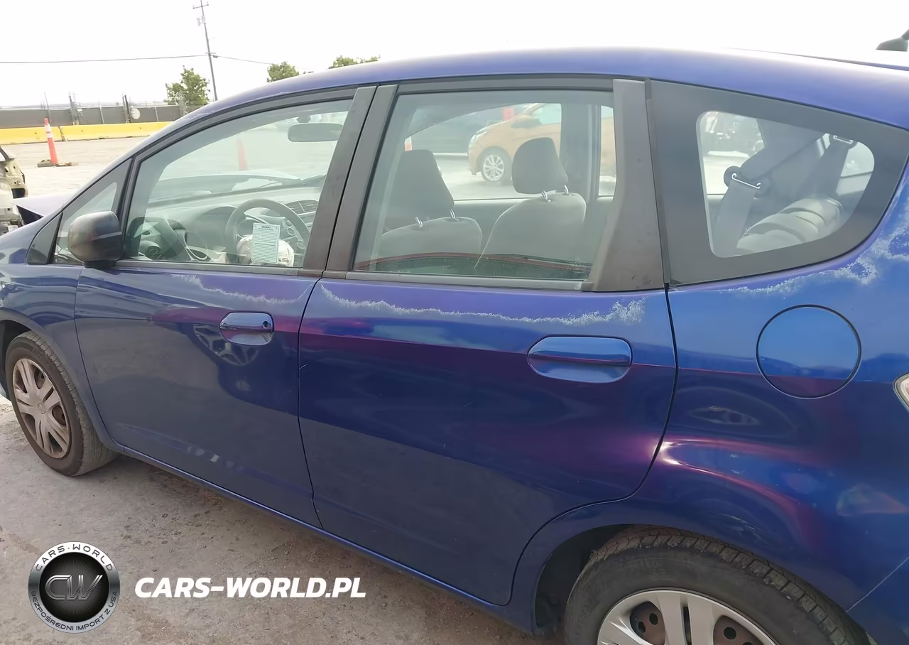 2010 Honda Fit VIN:JHMGE8G25AS016396 - 14