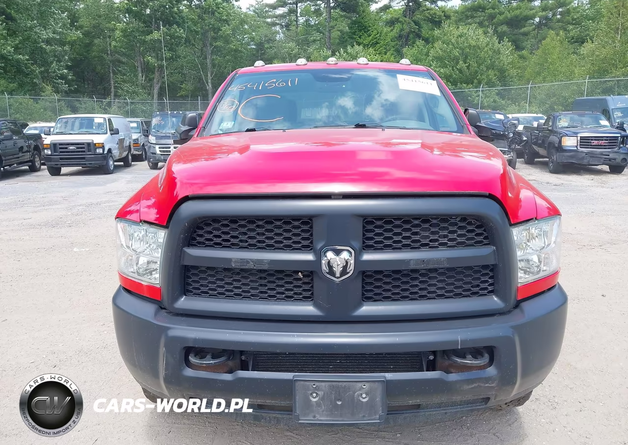 2018 Ram 3500 Chassis Tradesman-Slt-Laramie VIN:3C7WRCBL8JG293543 - 13