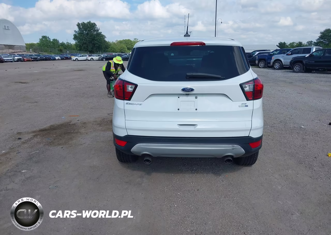 2019 Ford Escape Se VIN:1FMCU9GDXKUB31152 - 17
