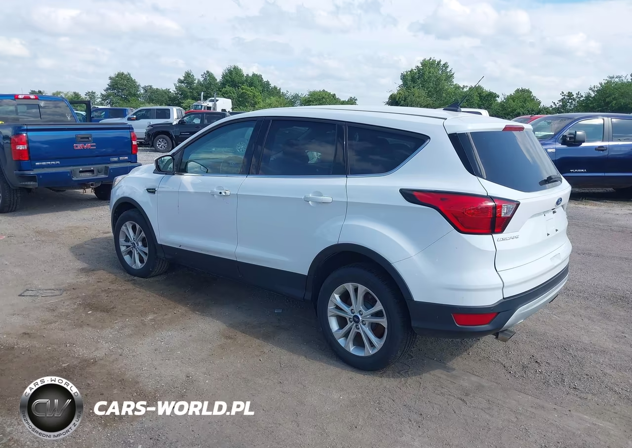 2019 Ford Escape Se VIN:1FMCU9GDXKUB31152 - 3