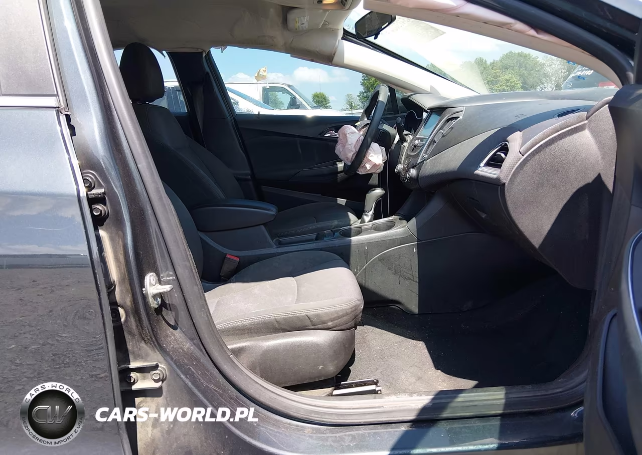 2018 Chevrolet Cruze Lt Auto VIN:3G1BE6SM4JS593846 - 5