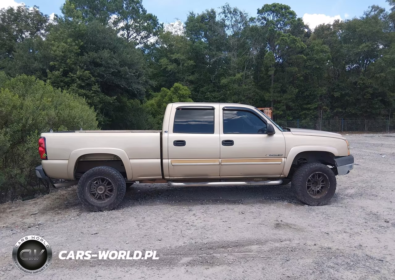 2005 Chevrolet Silverado 2500Hd Ls VIN:1GCHC23U25F808066 - 13