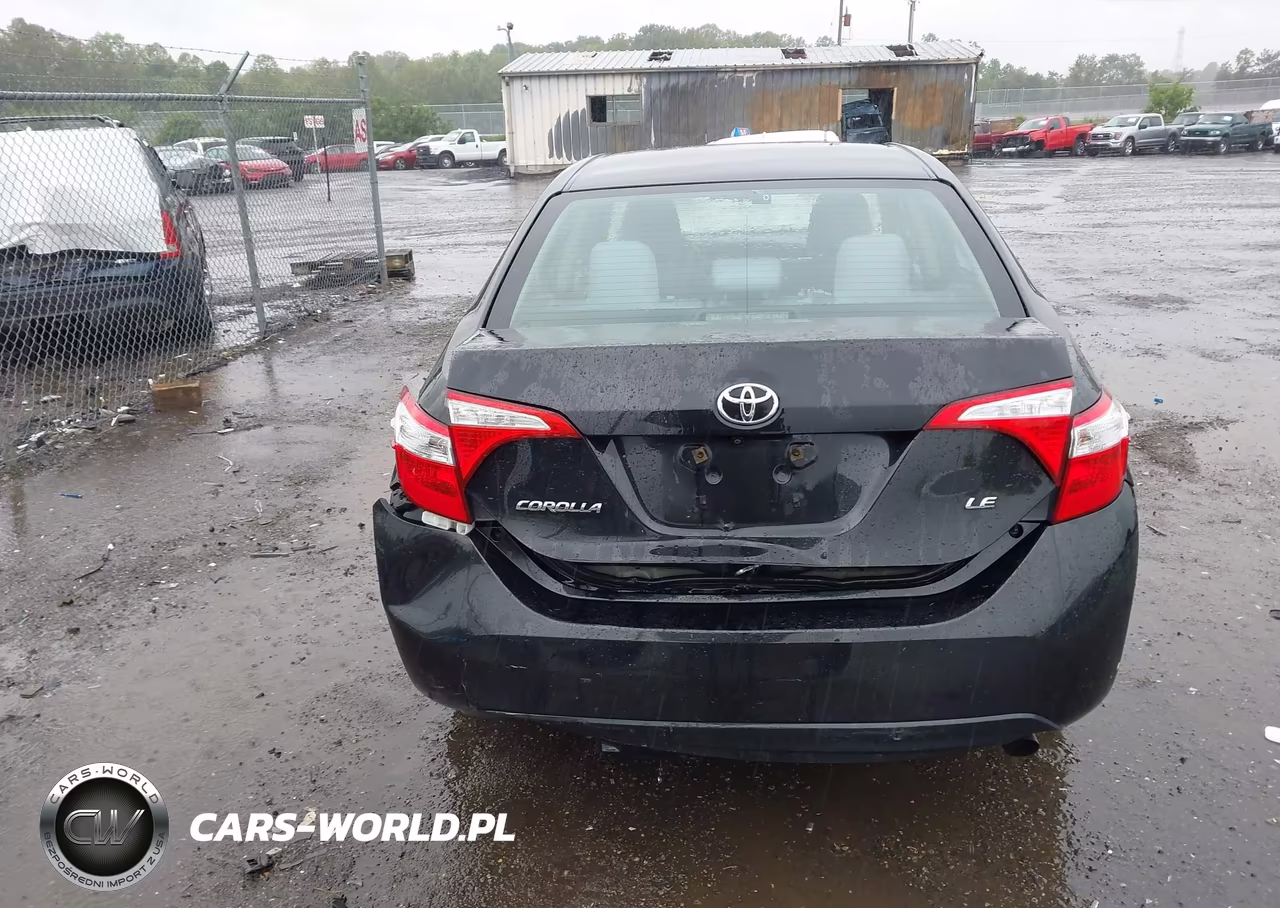2015 Toyota Corolla Le VIN:2T1BURHE2FC320596 - 17