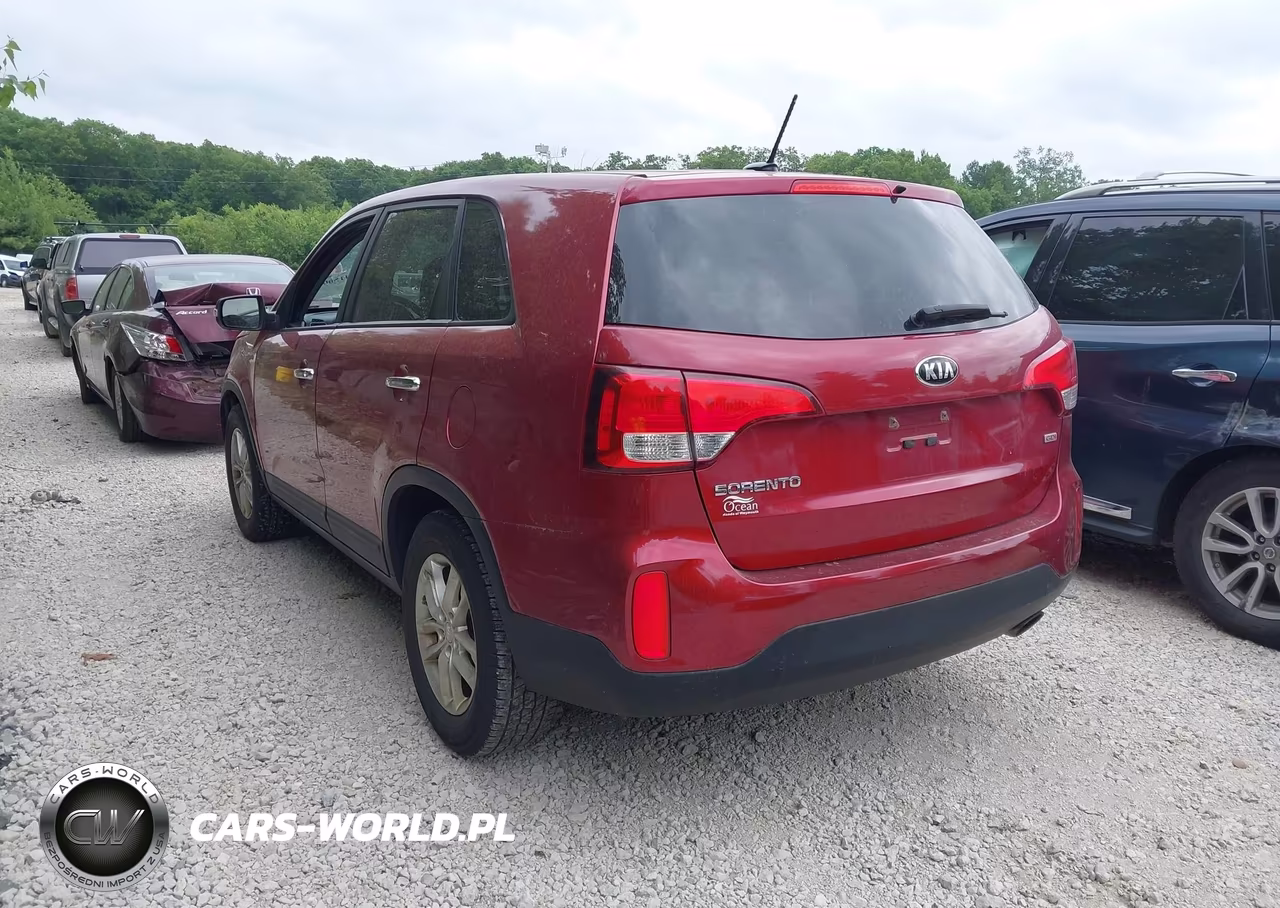 2015 Kia Sorento Lx VIN:5XYKT3A6XFG661414 - 3