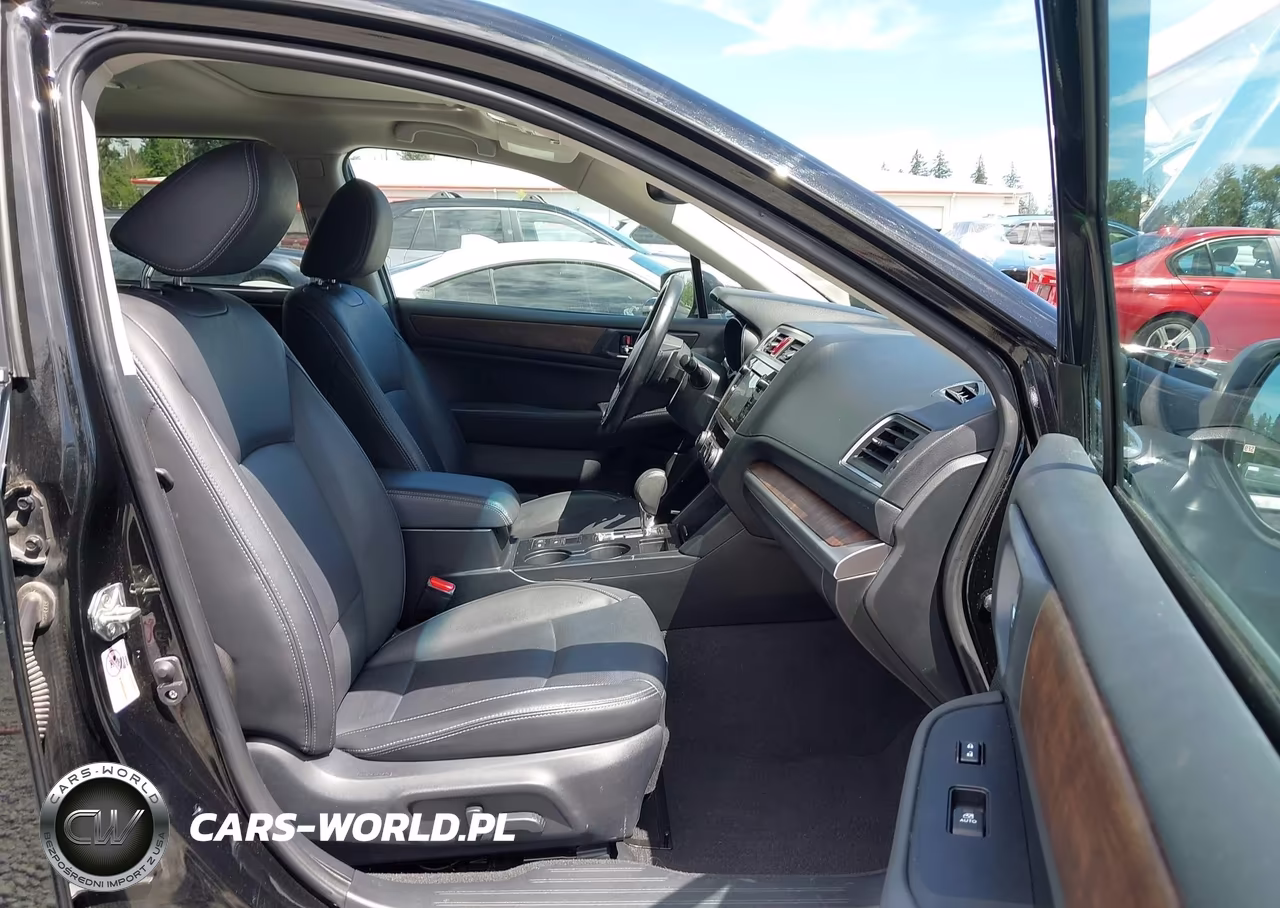 2015 Subaru Outback 3.6R Limited VIN:4S4BSENC4F3285081 - 17