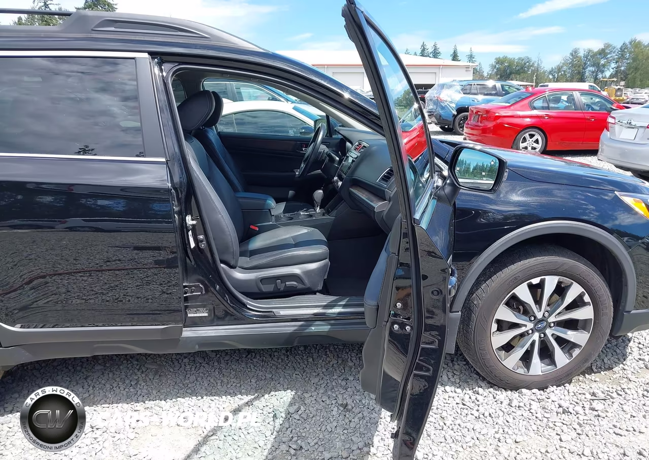2015 Subaru Outback 3.6R Limited VIN:4S4BSENC4F3285081 - 5
