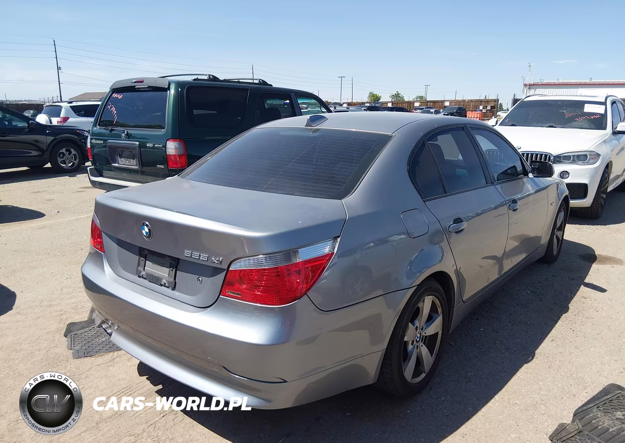 2006 BMW 525Xi VIN:WBANF33536CB86685 - 4