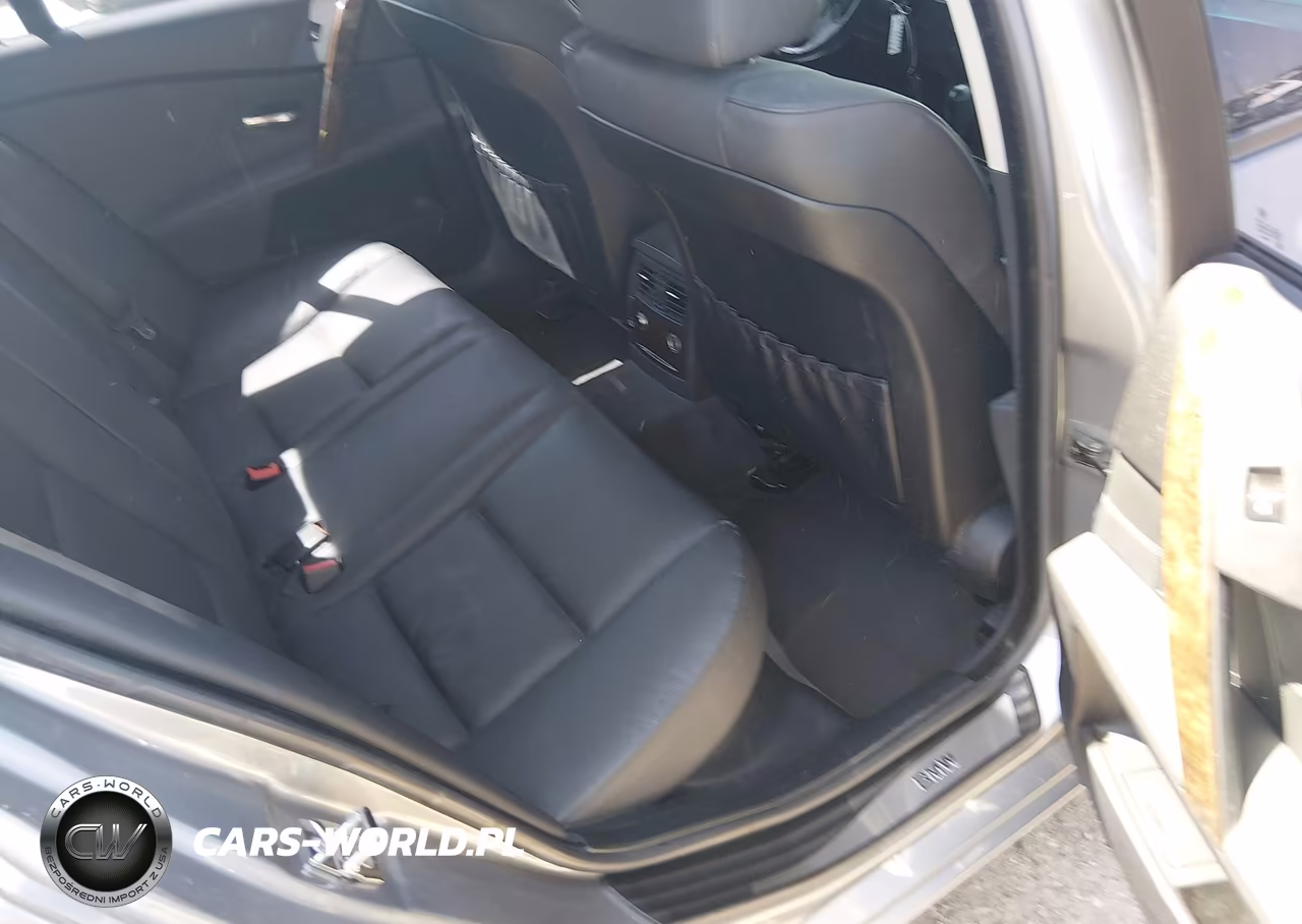 2006 BMW 525Xi VIN:WBANF33536CB86685 - 8