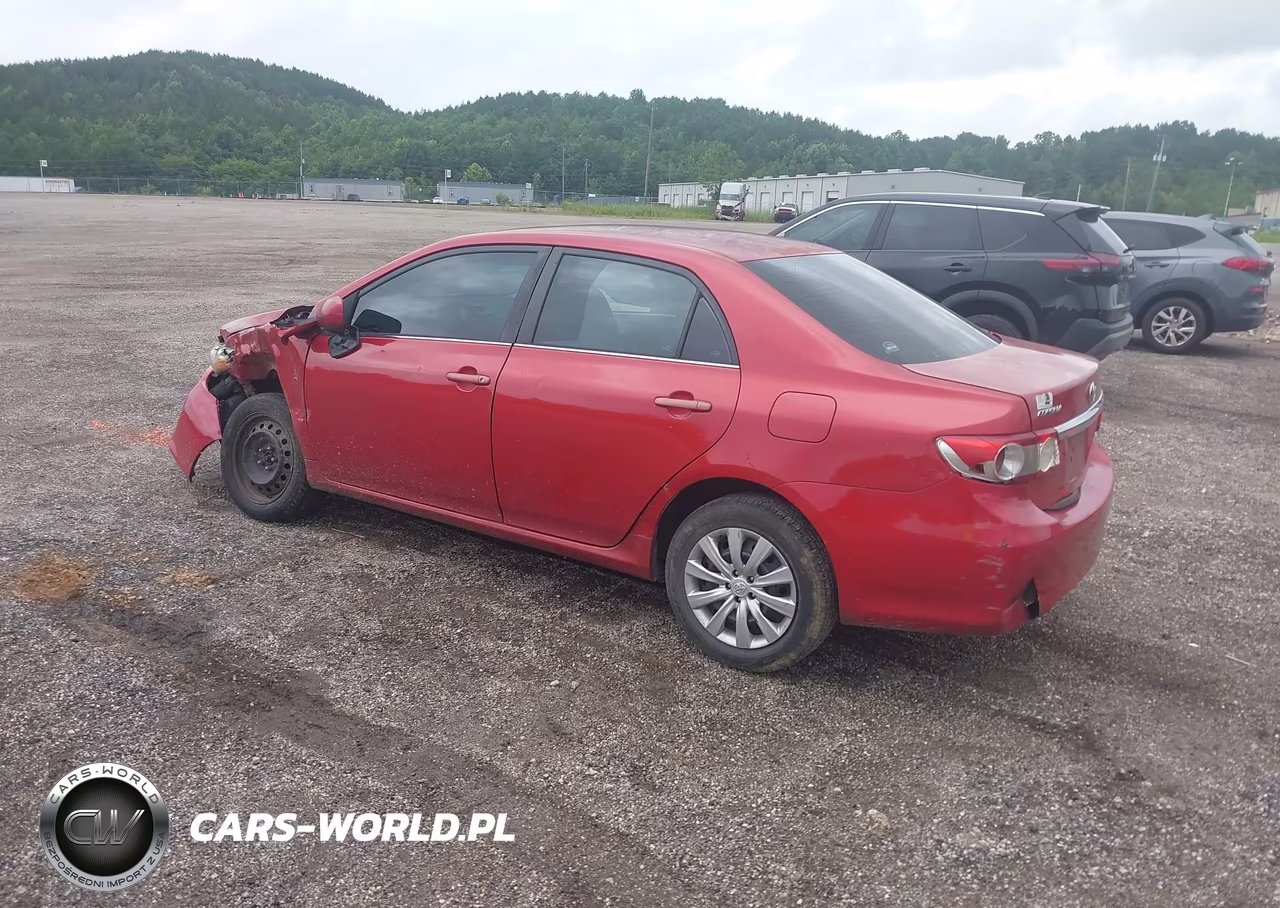 2013 Toyota Corolla Le VIN:5YFBU4EE2DP155475 - 3
