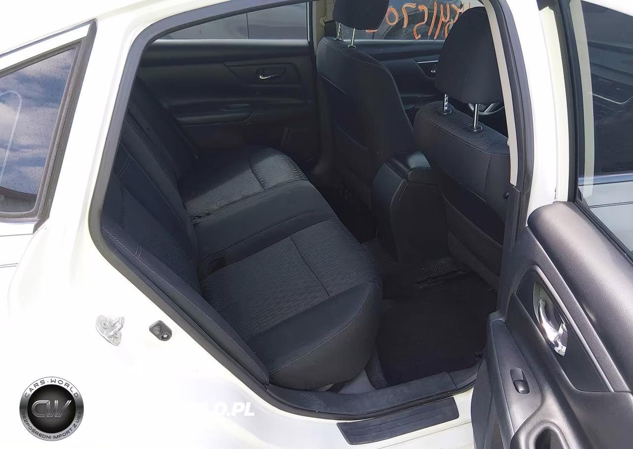 2017 Nissan Altima 2.5 S VIN:1N4AL3AP1HC137375 - 8