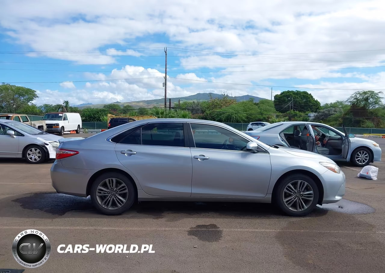 2015 Toyota Camry Se VIN:4T1BF1FK4FU076680 - 13