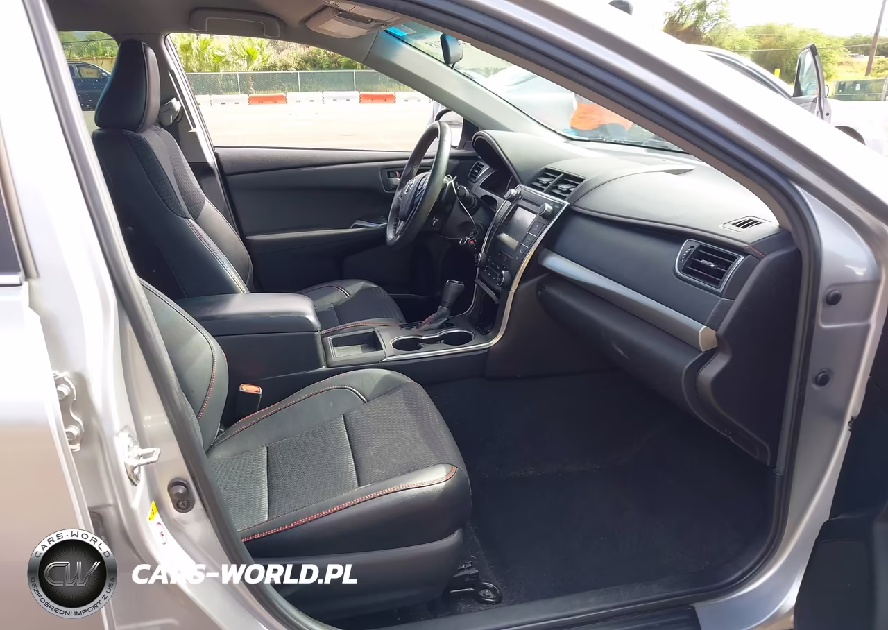 2015 Toyota Camry Se VIN:4T1BF1FK4FU076680 - 5