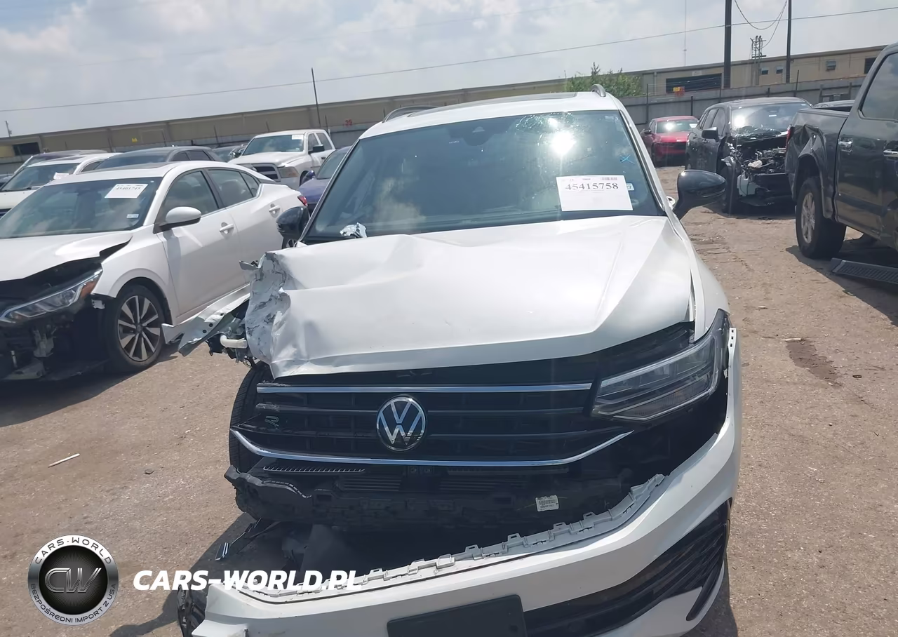 2023 Volkswagen Tiguan 2.0T Se R-Line Black VIN:3VVCB7AX4PM139150 - 11