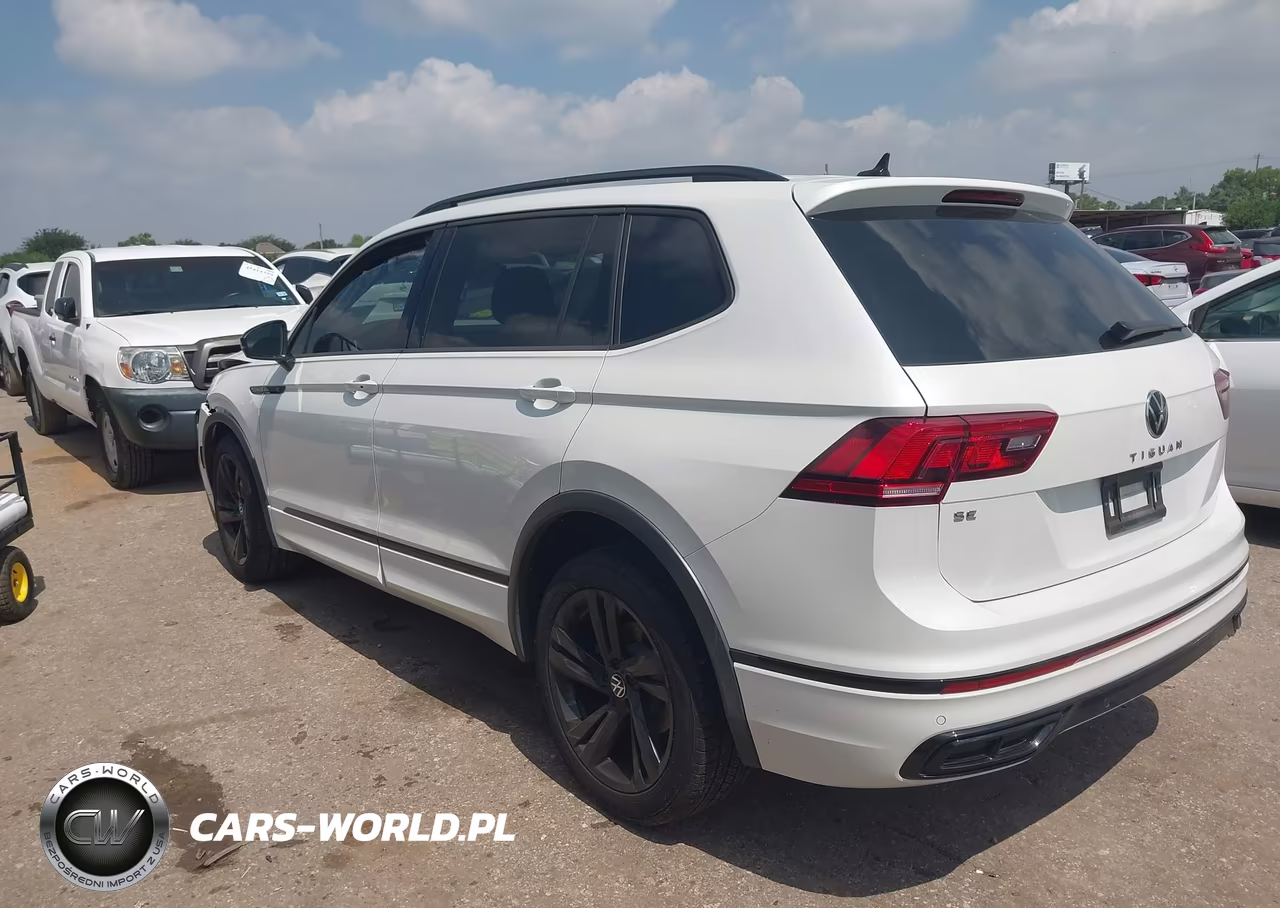 2023 Volkswagen Tiguan 2.0T Se R-Line Black VIN:3VVCB7AX4PM139150 - 3