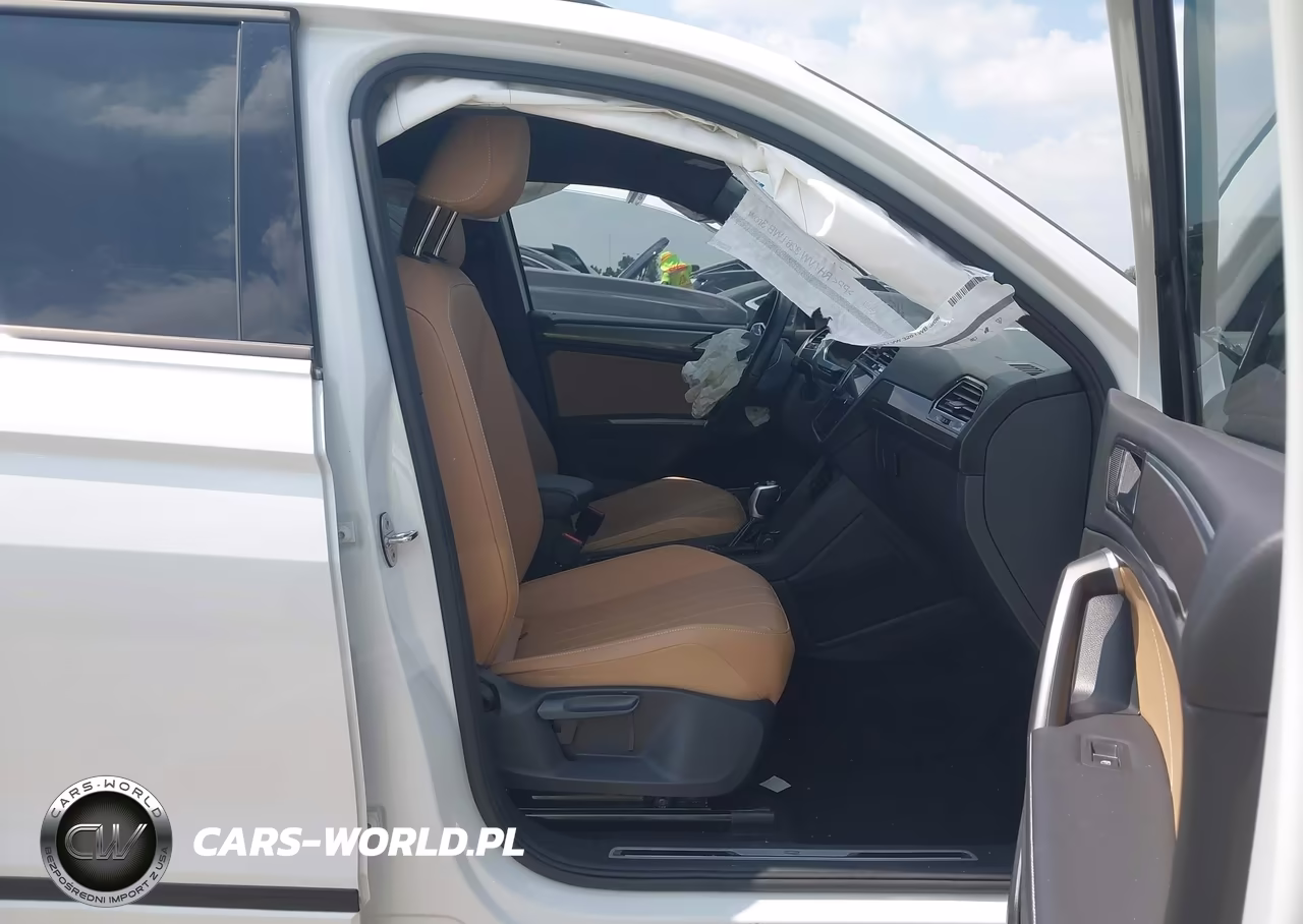2023 Volkswagen Tiguan 2.0T Se R-Line Black VIN:3VVCB7AX4PM139150 - 5