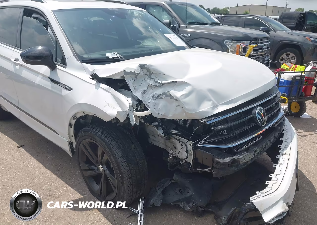 2023 Volkswagen Tiguan 2.0T Se R-Line Black VIN:3VVCB7AX4PM139150 - 6