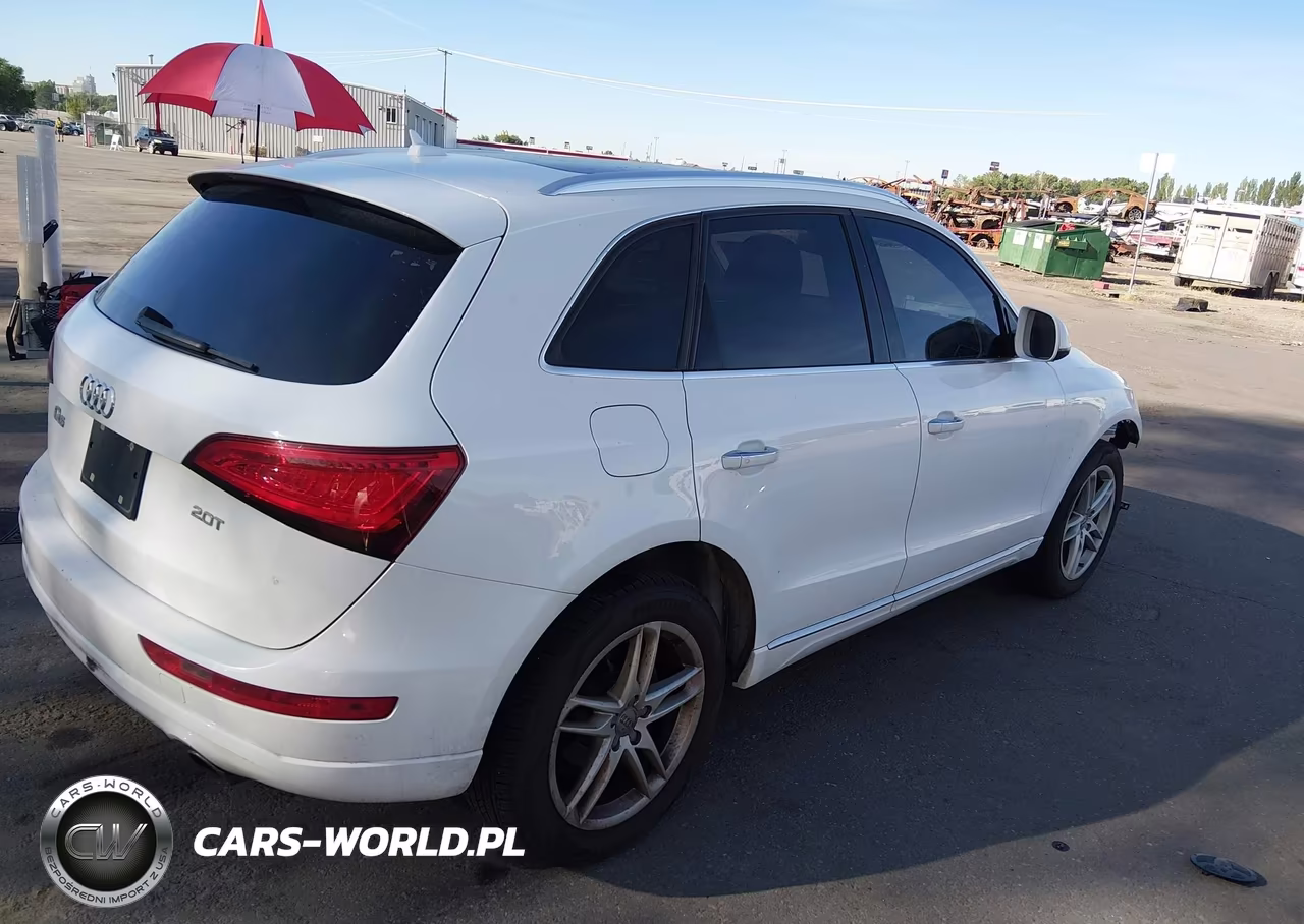 2016 Audi Q5 2.0T Premium VIN:WA1C2AFP7GA114481 - 4