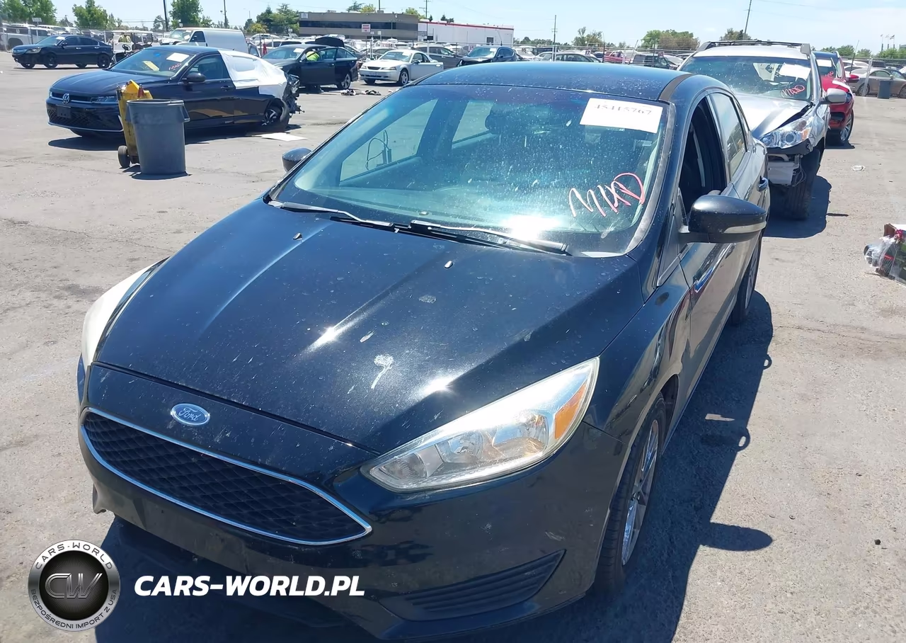 2017 Ford Focus Se VIN:1FADP3FE1HL237565 - 2
