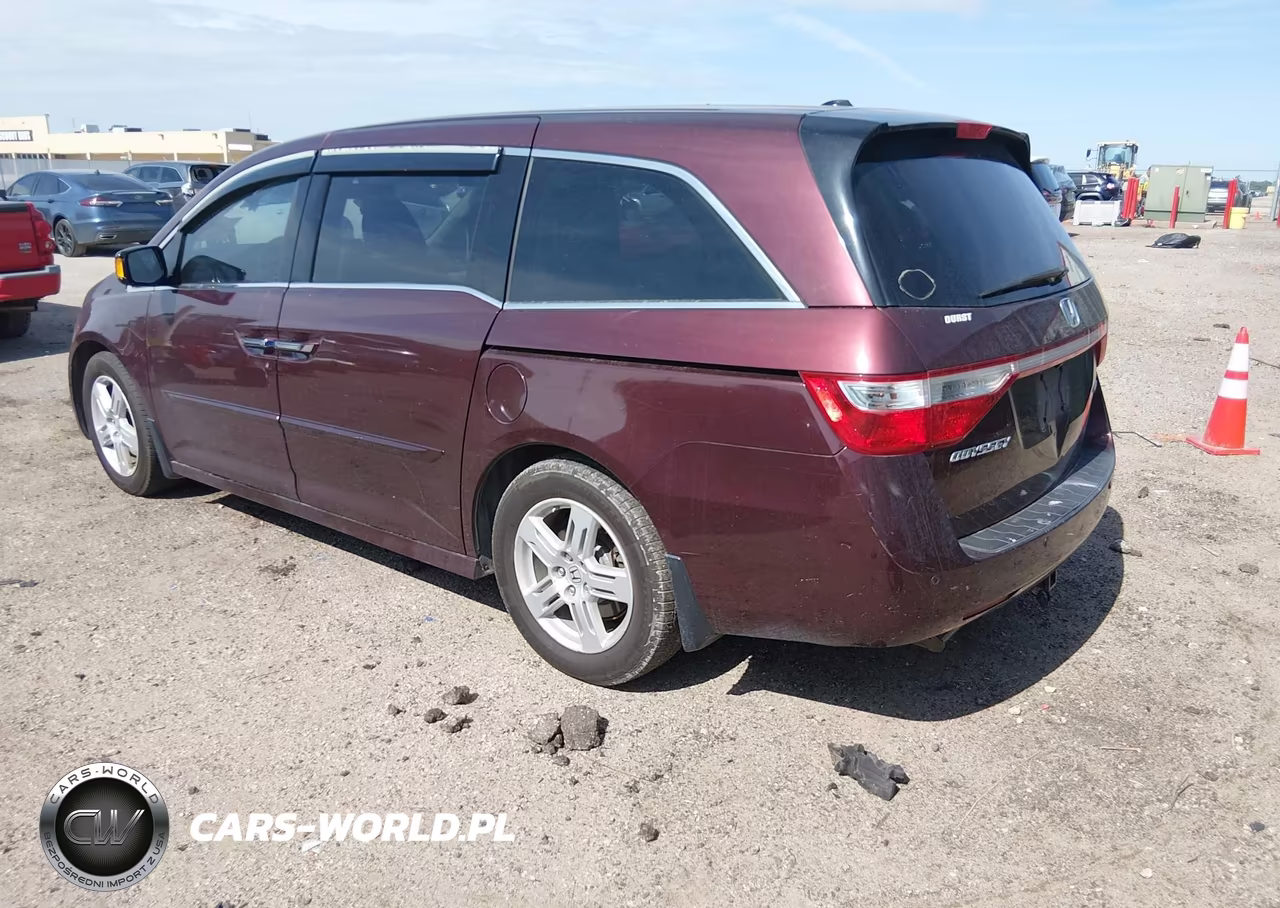 2011 Honda Odyssey Touring-Touring Elite VIN:5FNRL5H92BB032063 - 3