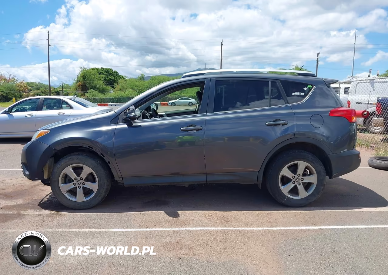 2015 Toyota Rav4 Xle VIN:JTMWFREV7FD046850 - 15