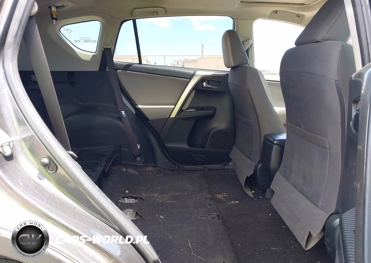 2015 Toyota Rav4 Xle VIN:JTMWFREV7FD046850 - 8
