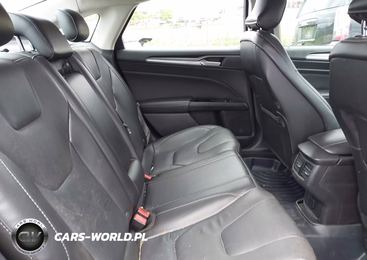 2016 Ford Fusion Titanium VIN:3FA6P0K9XGR228427 - 8