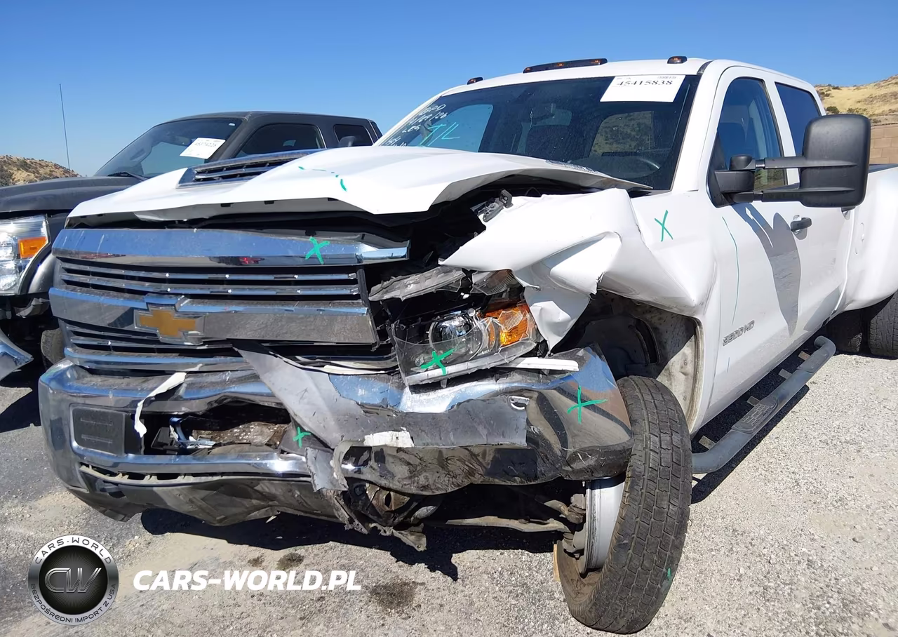 2018 Chevrolet Silverado 3500Hd Wt VIN:1GC4CYCY4JF255757 - 11