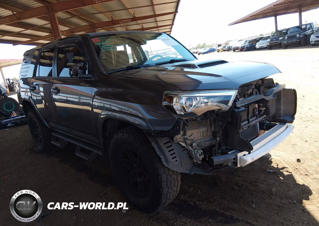 2021 Toyota 4Runner Venture Special Edition VIN:JTEHU5JR8M5886428 - 19
