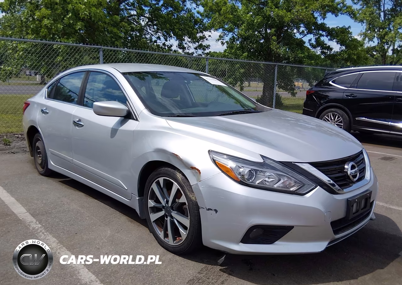 2016 Nissan Altima 2.5 Sr – zdjęcie 1 z 14