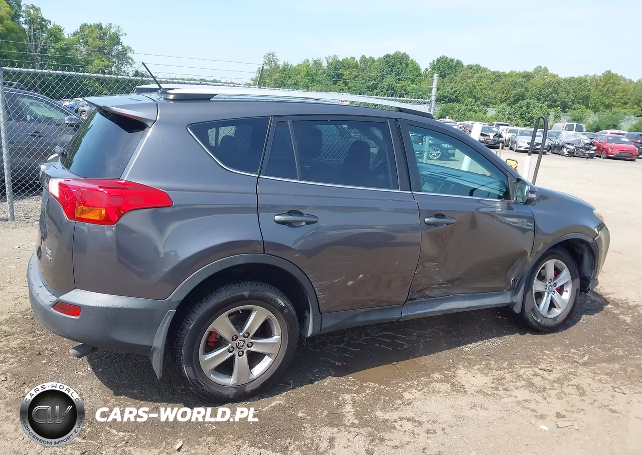 2015 Toyota Rav4 Xle VIN:2T3RFREV9FW365229 - 13